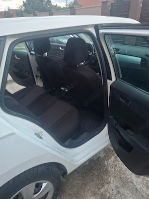 Skoda Fabia an 2016 1.4 diesel - imagine 10