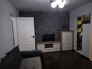 Închiriez apartament cu 3 camere  - imagine 9