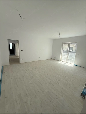Vând apartament nou 3 camere 2 bai 2 balcoane comision zero  - imagine 5