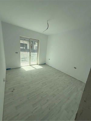 Vând apartament nou 3 camere 2 bai 2 balcoane comision zero  - imagine 7