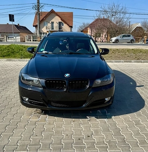 bmw 318 d 2011 - imagine 3
