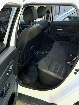 Dacia Duster 4x2 1.6 SCe (benzină,aspirat) cu GPL din fabrică Euro6 - imagine 9