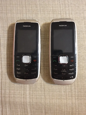 Nokia 1800 2 telefoane