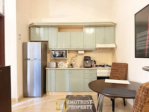 Apartament 2 camere la etajul 1 și acces pietonal din două străzi