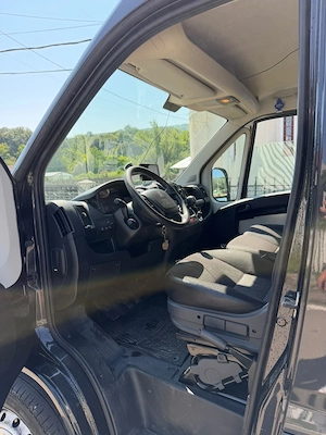 Camioneta Peugeot boxer  - imagine 2