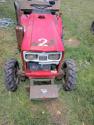 vând tractoraș japonez yamaar 1401 in stare foarte buna de funcționare 