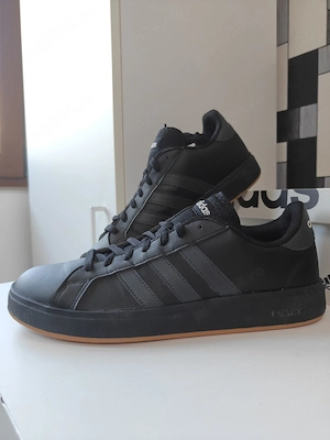 (EU 44) Teniși Adidas Grand Court - NOI