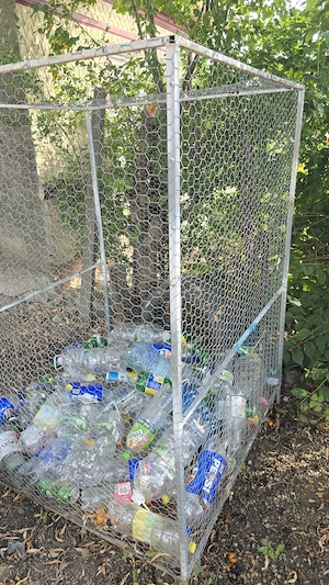 Boxa depozitare sticle pet-uri sau cartoane