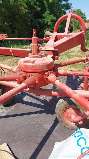 Grebla păianjen marca KUHN GA 280 pe baie de ulei stare ca nouă  - imagine 3