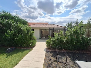 Proprietate premium-Gradina superb amenajata-Teren 431 mp-Dumbravita - imagine 2
