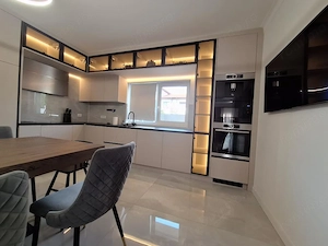 Proprietate premium-Gradina superb amenajata-Teren 431 mp-Dumbravita - imagine 7