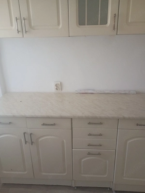 Inkiriez Apartament semidecomandat Zona Ciuperca