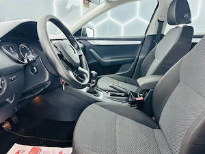 Skoda Octavia - imagine 14