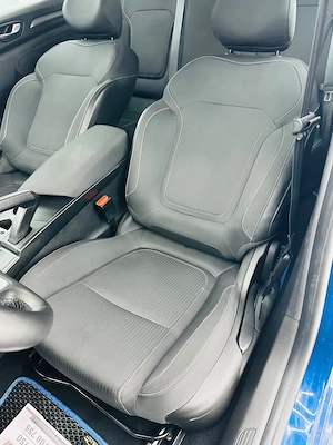 Renault Megane - imagine 19