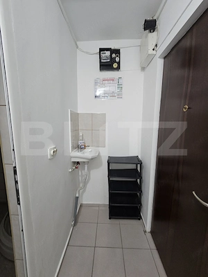 Apartament 2 camere, 49 mp, zona Nicolina - imagine 9