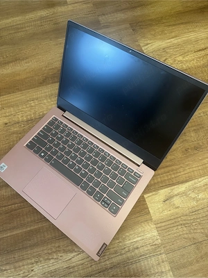 Laptop lenovo