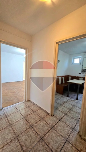Apartament cu 3 camere Medias str.Turda 8 - imagine 2
