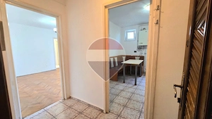 Apartament cu 3 camere Medias str.Turda 8 - imagine 3
