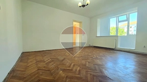 Apartament cu 3 camere Medias str.Turda 8 - imagine 6
