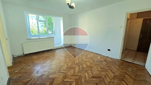 Apartament cu 3 camere Medias str.Turda 8 - imagine 7