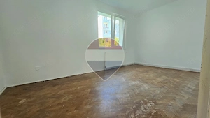 Apartament cu 3 camere Medias str.Turda 8 - imagine 9