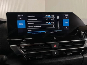 Citroen C4 - imagine 17