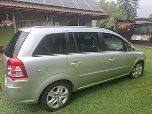Vând Opel Zafira, an 2011, 7 locuri, capacitate cilindrică 1686 cm 3, euro5, diesel, 310.130 km - imagine 3