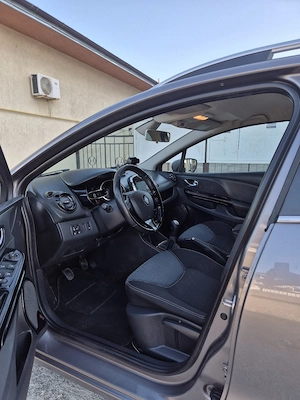 Renault Clio an 2014 mot 1.5 DCI 90 cp Euro 5 - imagine 8