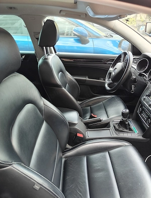 Skoda Superb Combi 2015 2.0 TDI 140CP - imagine 9