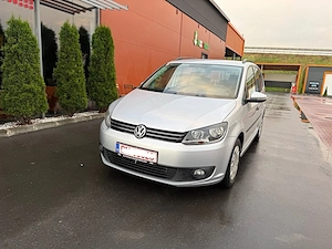 Vand   Schimb cu auto mai ieftin ! VW Touran Automat 1.6 tdi  Adus acum