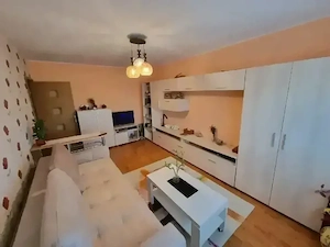 Apartament decomandat km 4-5, bv A Vlaicu, zona Kaufland 