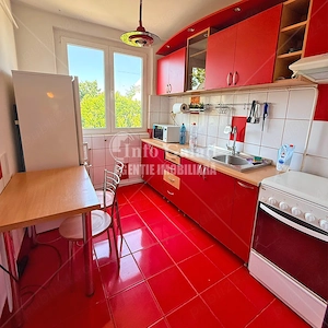 | Apartament cu 3 camere | Mobilat & Utilat | Centru |