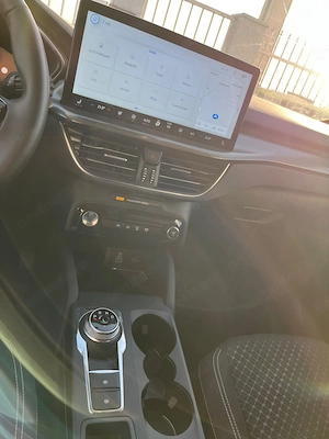 Ford Kuga 1.5 EcoBoost A8 FWD Titanium - imagine 3