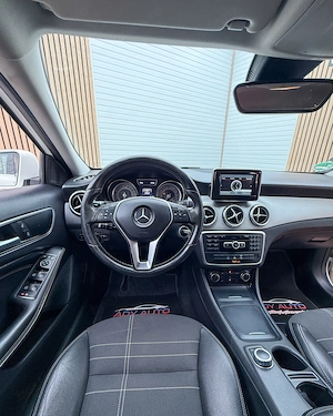 MERCEDES GLA 200 . Cutie Automata + padele . Garantie 12 luni . Buy-Back . Test-Drive .  - imagine 6