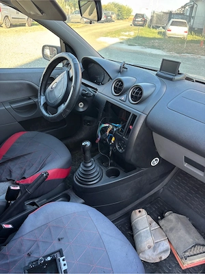 Vand Ford Fiesta - imagine 2