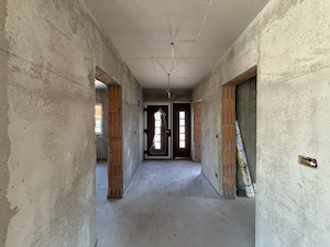 Casa la gri, 4 dormitoare, 3 bai, teren 400 mp - imagine 10