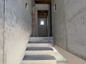 Casa la gri, 4 dormitoare, 3 bai, teren 400 mp - imagine 12