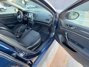 Renault Megane 4 Hatchback 1.3 TCe 115 CP   Model 2020 - imagine 10