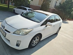 Vand Toyota Prius - imagine 2