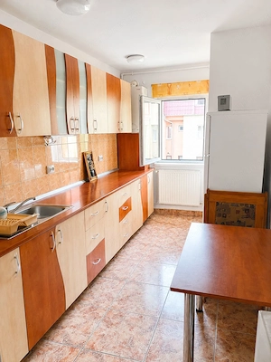 Apartament 2 camere zona Vasile Aron - imagine 4