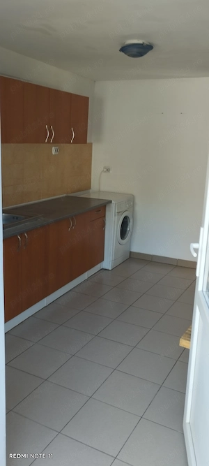 De închirieat de ANTOLD Casă cu curte 4 apartamente ,,2apartamente cu 1 cameră,2 apartamente cu 2 c - imagine 3