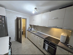 Vând apartament 2 camere - Etaj 1 - 50 mp - renovat utilat si mobilat - George Enescu - Aleea Lalele