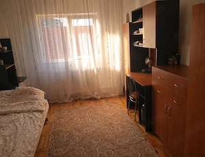 Proprietar, inchiriez garsoniera Take Ionescu, Medicina 