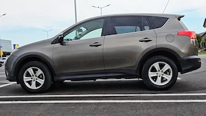 TOYOTA RAV4 | SUV | Diesel | 124CP | Maro | 2.0 D-4D Executive - imagine 4