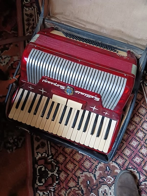 Acordeon italian vintage Settimio Soprani Rialto   stare foarte bună