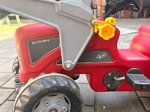 Tractor cu pedale Rolly Toys Futura plus remorca