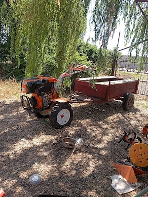 vând motocultor 