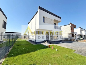 Vila individuala P+1E ~ 4 camere 3 bai ~ 350mp teren ~ 2 minute STV - imagine 2