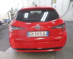 Toyota Corolla Hybrid break 1.8 2021 TVA DEDUCTIBIL Parcheaza singura 96000km - imagine 2