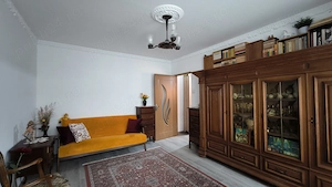 Apartament 2 camere nedecomandat